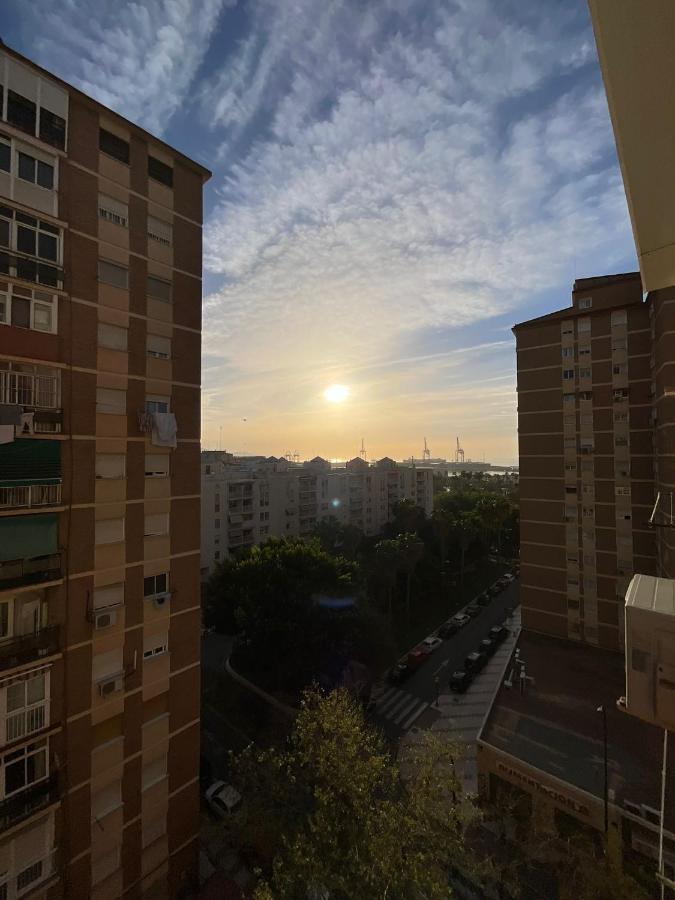 Ayala Apartamento Malaga Ngoại thất bức ảnh