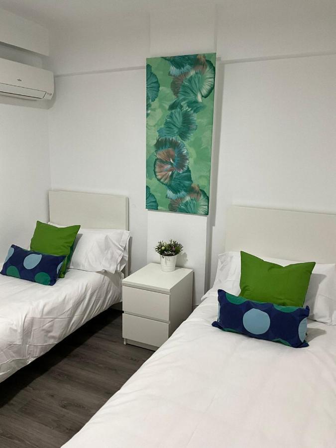 Ayala Apartamento Malaga Ngoại thất bức ảnh
