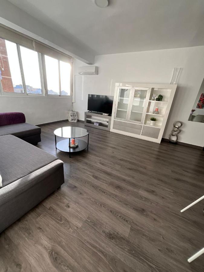 Ayala Apartamento Malaga Ngoại thất bức ảnh