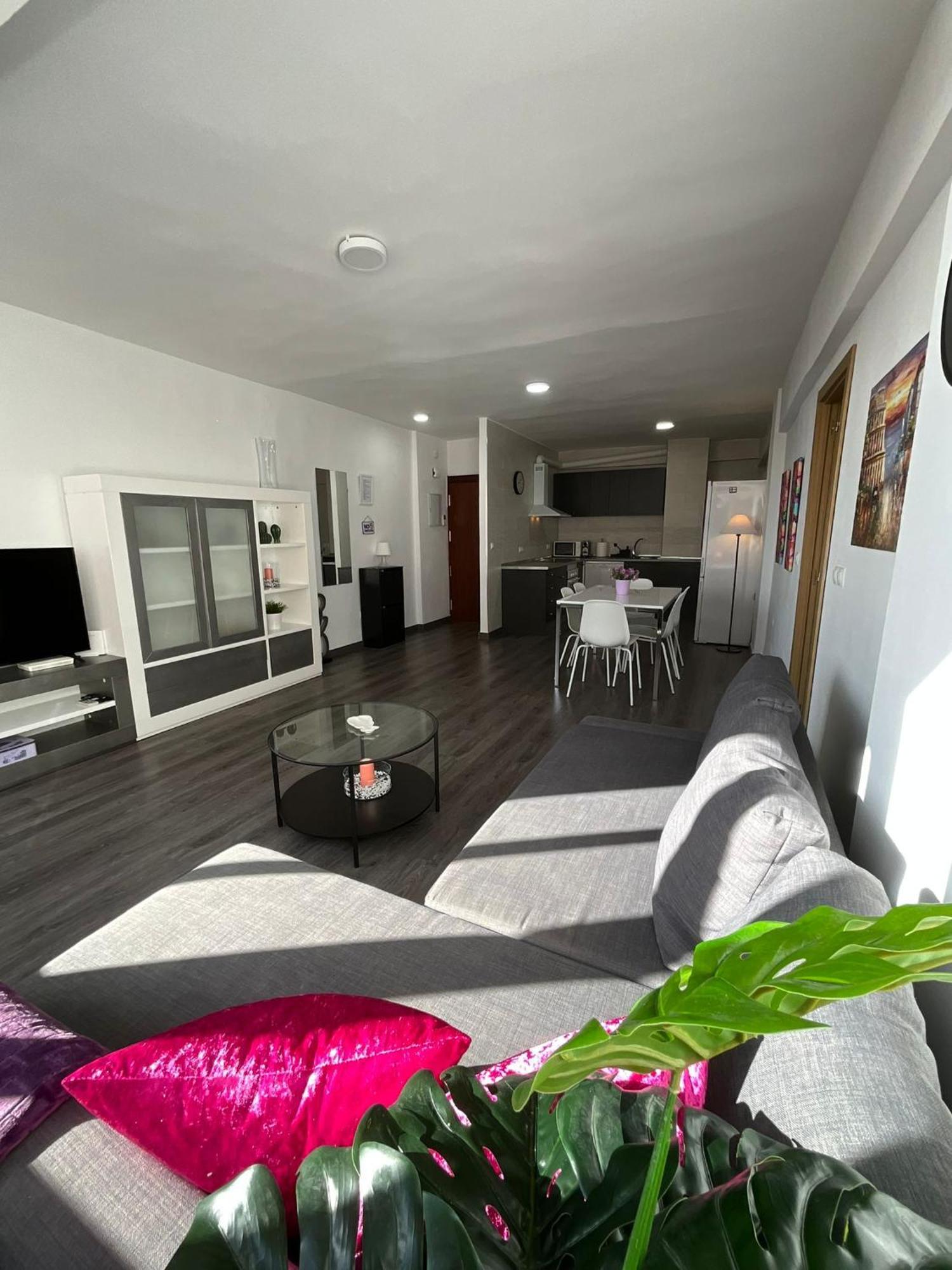 Ayala Apartamento Malaga Ngoại thất bức ảnh